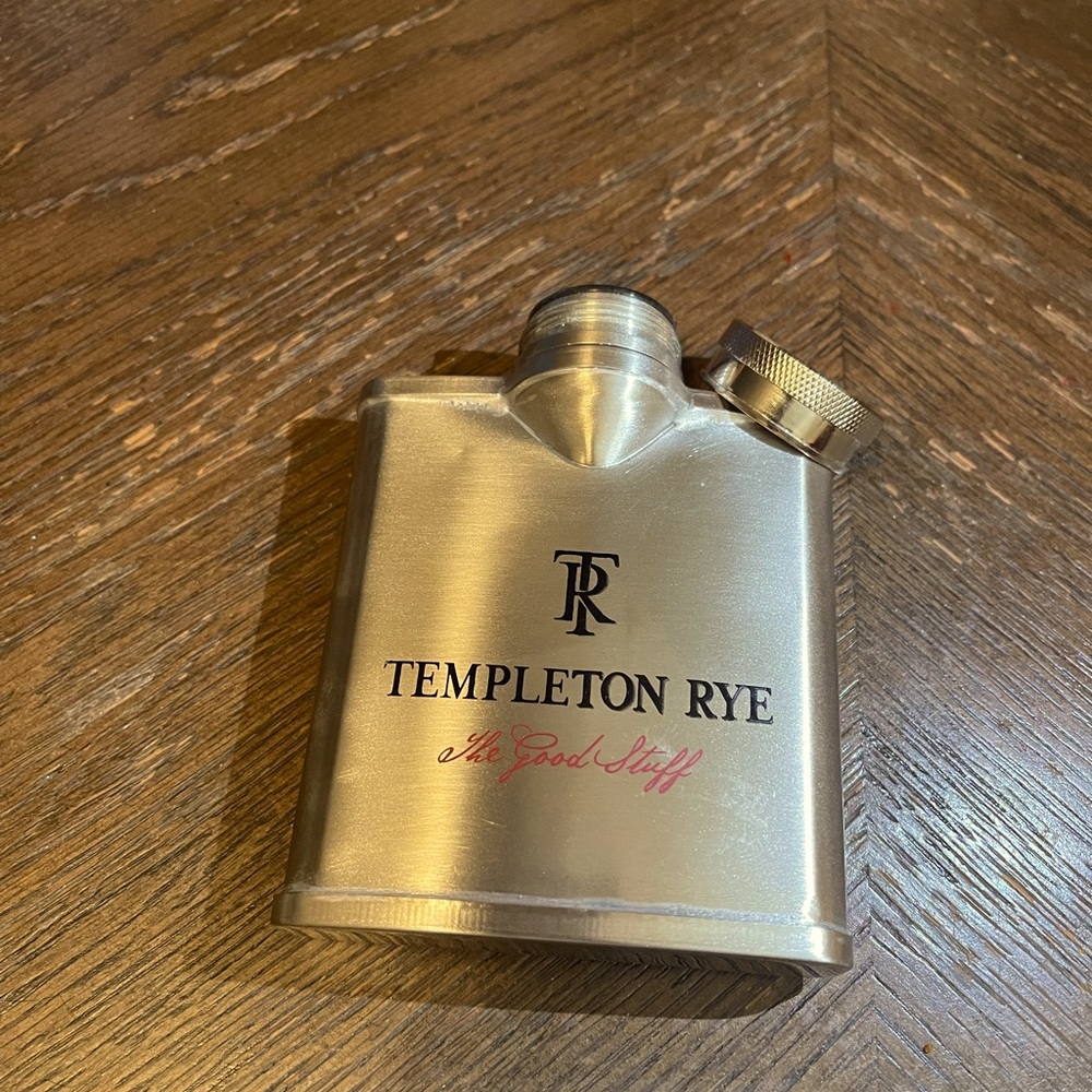 Whisky flask